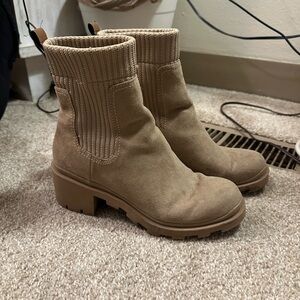 Steven New York Women's Tan Suede Boots